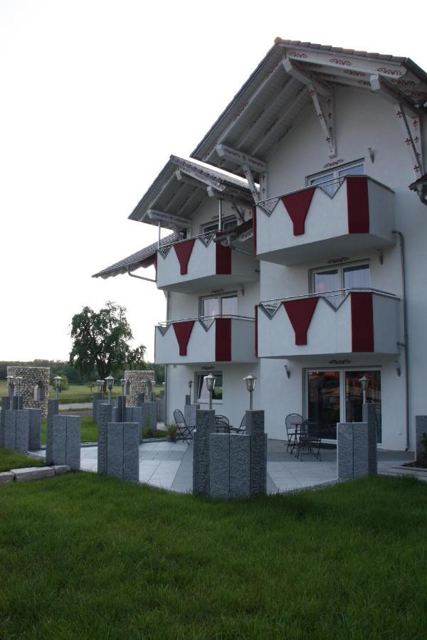 Aparthotel Zum Kreuzritter Wuestenrot Exteriér fotografie
