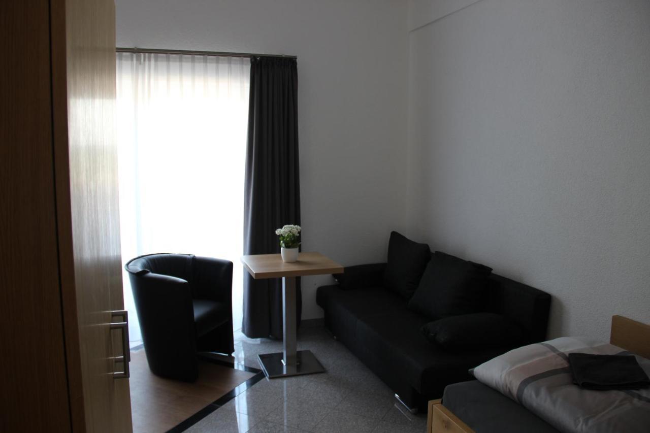 Aparthotel Zum Kreuzritter Wuestenrot Exteriér fotografie