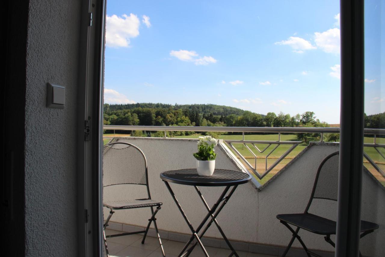 Aparthotel Zum Kreuzritter Wuestenrot Exteriér fotografie
